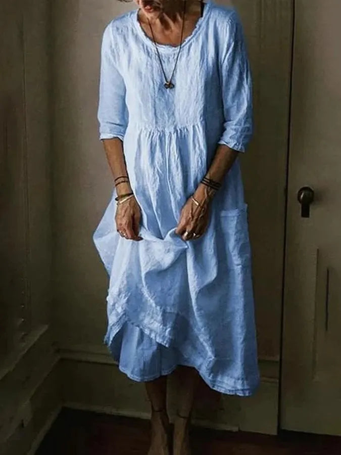 Aurinda | Women's Round Neck 3/4 Sleeve Midi Dress